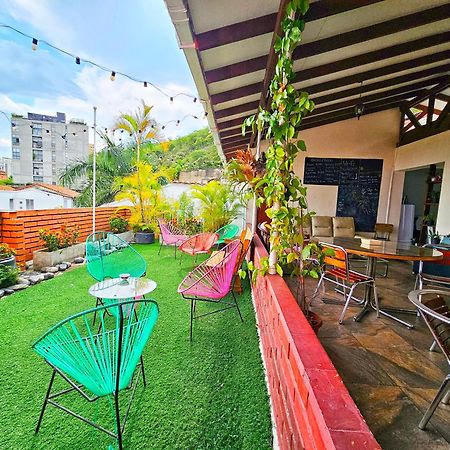 Roof Hostel كالي المظهر الخارجي الصورة