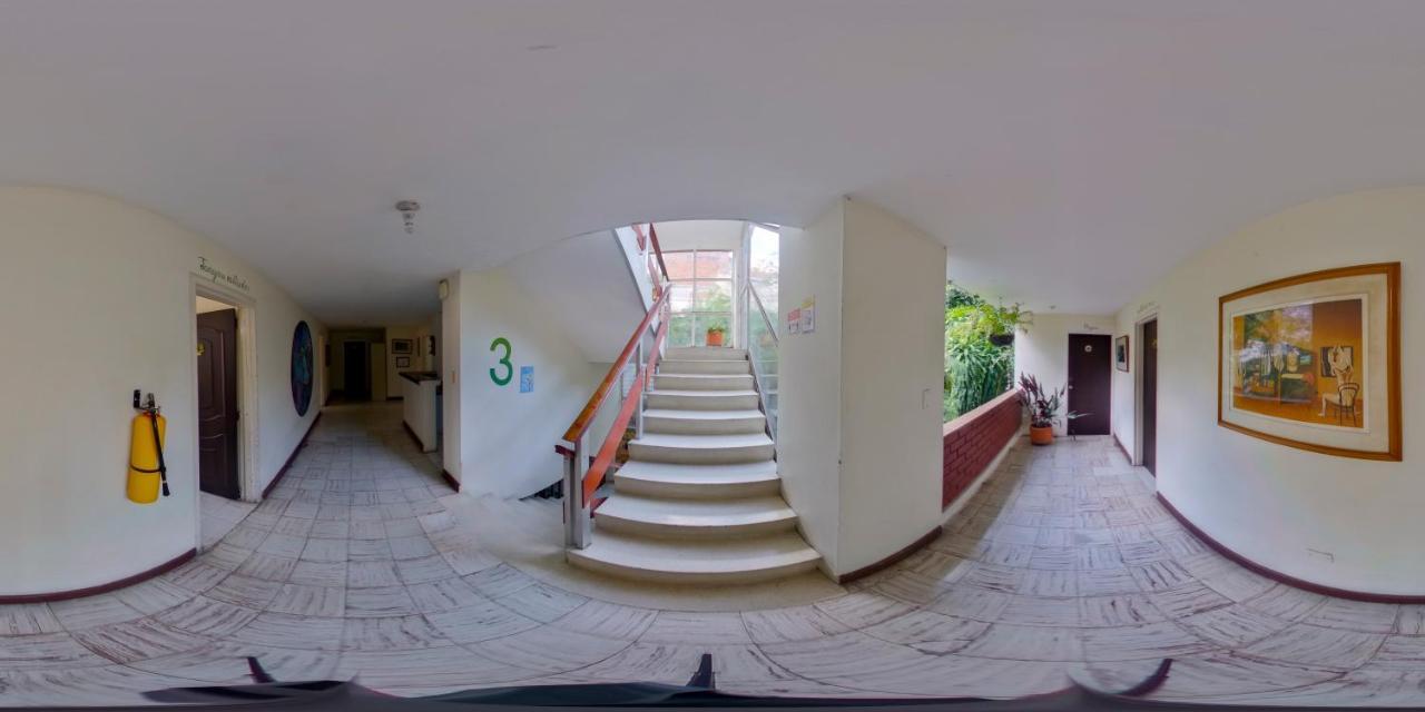 Roof Hostel كالي المظهر الخارجي الصورة